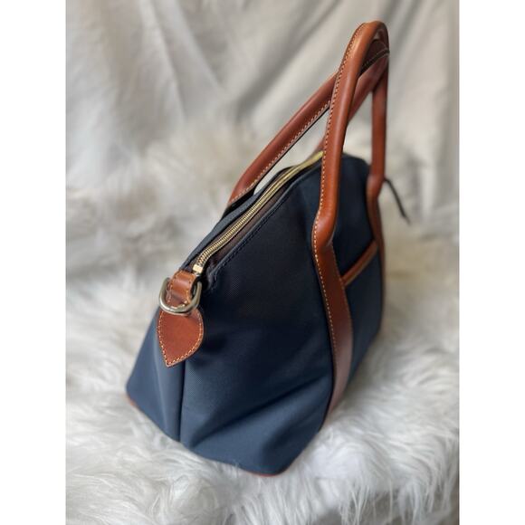 LIMITED TIME SALE $338 Dooney & Bourke Madeline Nylon Satchel Shoulder NAVY - Picture 4 of 8